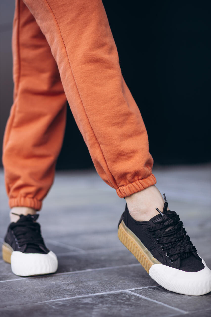 Jak dobrać rozmiar Yeezy Boost 350, żeby uniknąć zwrotu?